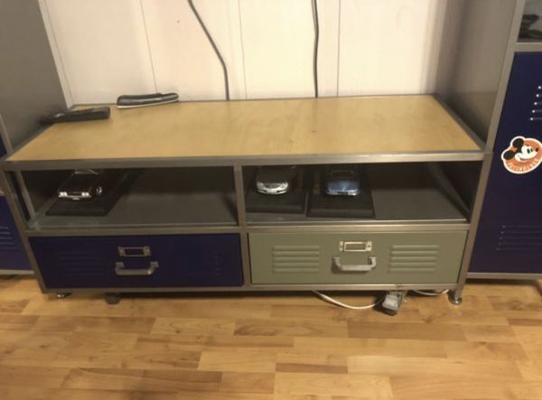 Locker Teen Bedroom from Pottery Barn Teen for Sale in ...