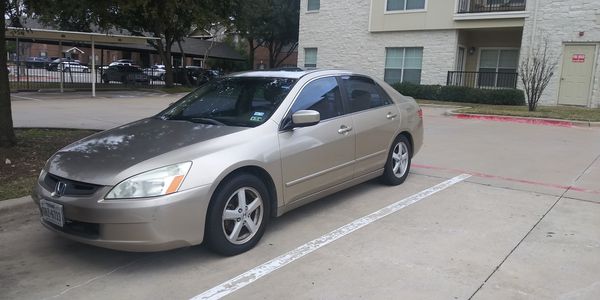2004 honda accord 4 cylinder for Sale in Carrollton, TX - OfferUp