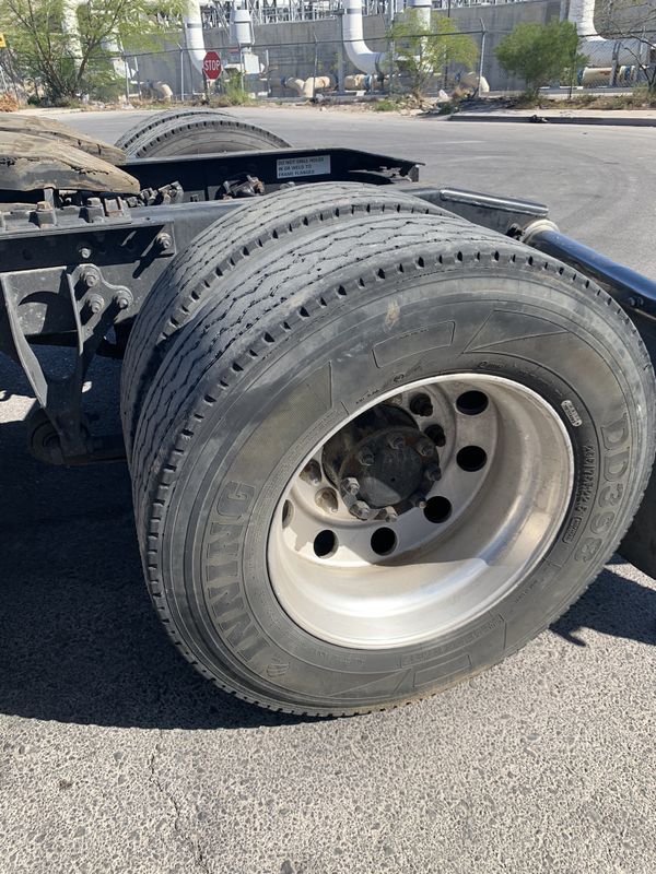 8 aluminum rims with used tire 22.5 semi truck for Sale in Las Vegas