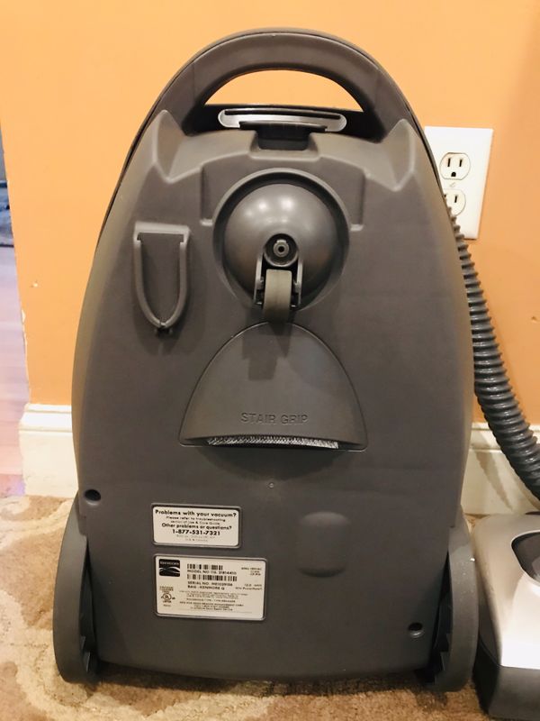 Kenmore Elite 800 Series Canister Vacuum Cleaner for Sale in Raymond