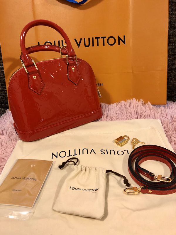 Louis Vuitton bag Red for Sale in Indianapolis, IN - OfferUp