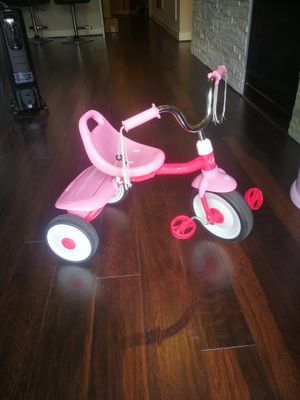 Radio Flyer Folding Trike Pink for Sale in Bothell, WA