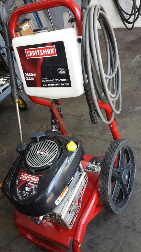 Pressure washer Craftsman 2550 psi for Sale in Longwood, FL - OfferUp