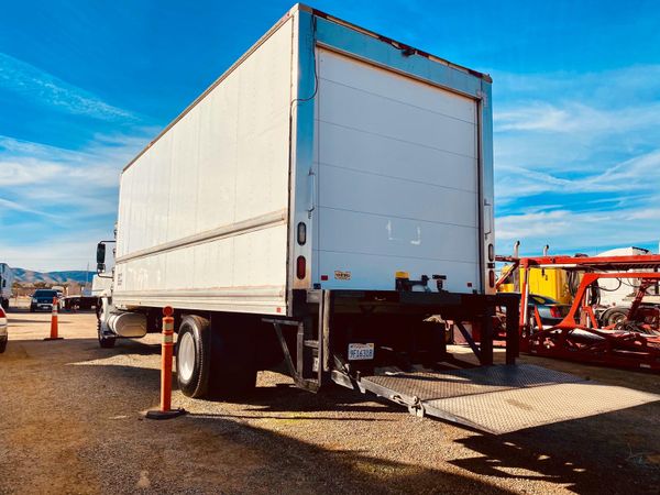 12 International Megaforce Commercial 26ft Box Truck for Sale in ...