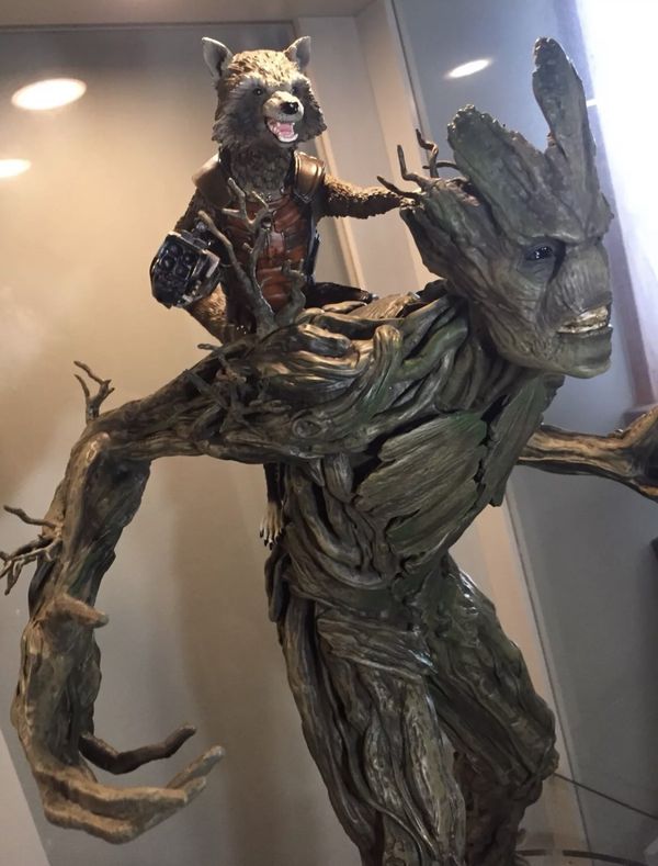 groot and rocket raccoon statue