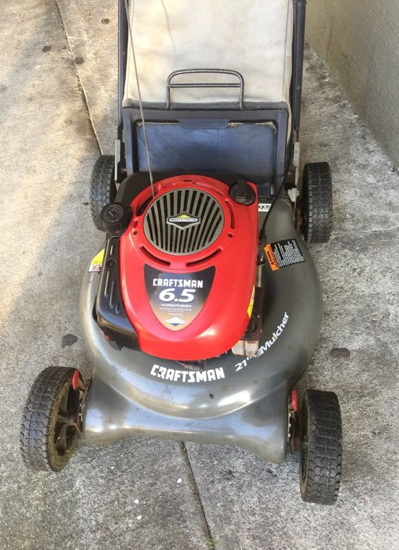 Craftsman 6.5 HP lawn mower for Sale in Hayward, CA - OfferUp