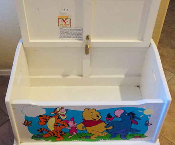 winnie pooh toy box