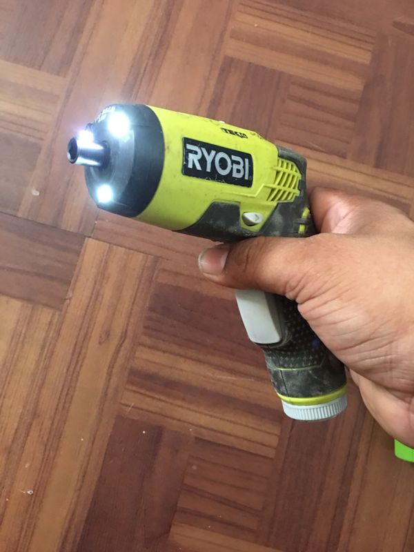 Ryobi tek4 tribeam led hp53l 4v Ryobi TEK4 4Volt LithiumIon Cordless