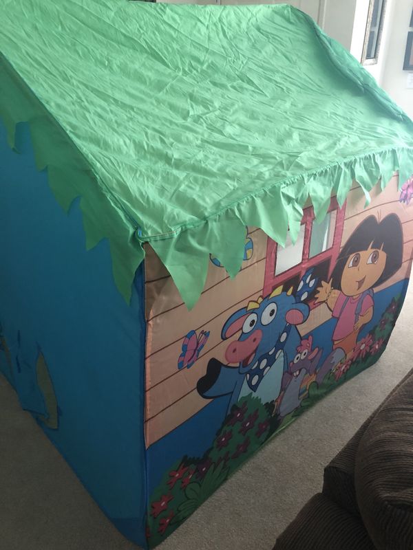 Dora the Explorer House POP UP Tent Mega Treehouse. Excellent condition