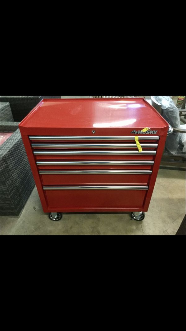 Husky 36 in. W 24.5 in. D 6Drawer Roller Tool Chest(NEW) for Sale in Dallas, TX OfferUp