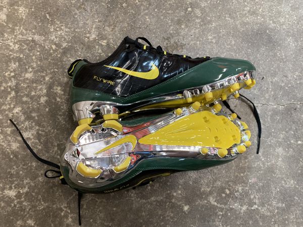 Oregon ducks Nike football cleats - team exclusive for ...