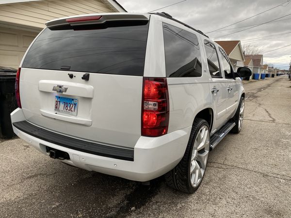 07 Tahoe LTZ on 26” reps for Sale in Chicago, IL - OfferUp