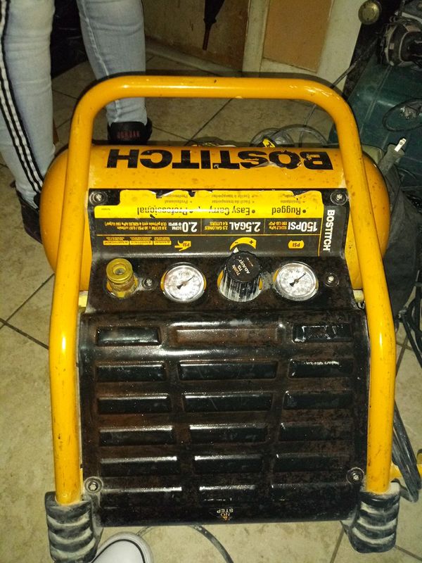 BOSTITCH 2.5 gallon air compressor for Sale in Queens, NY - OfferUp