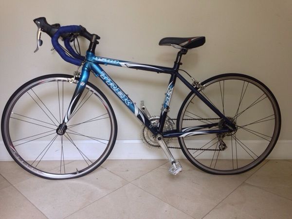 TREK 1500 WSD (43cm) Womens Petite Road Bike for Sale in San Mateo, CA ...