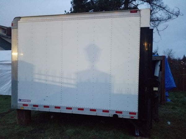 14' x 10.5' box truck with liftgate for Sale in Seattle, WA - OfferUp