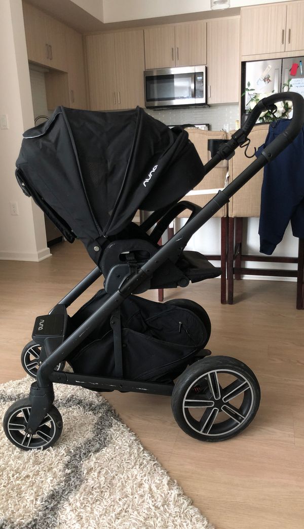 nuna black stroller