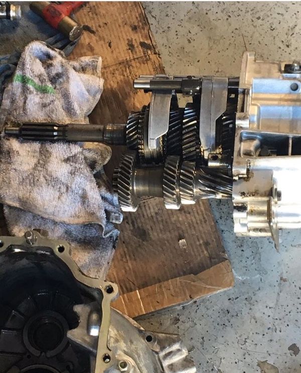 E30 Transmission Getrag 260 Transmission for Sale in San Carlos, CA