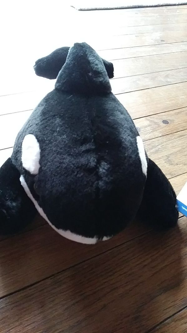 seaworld shamu stuffed animal