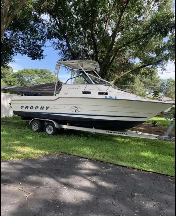 Bayliner trophy 24.7 ft 1996 for Sale in Tampa, FL - OfferUp