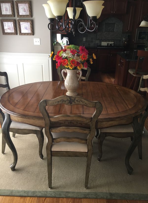 Havertys Furniture Buffet and Dining table and chairs for Sale in Wake