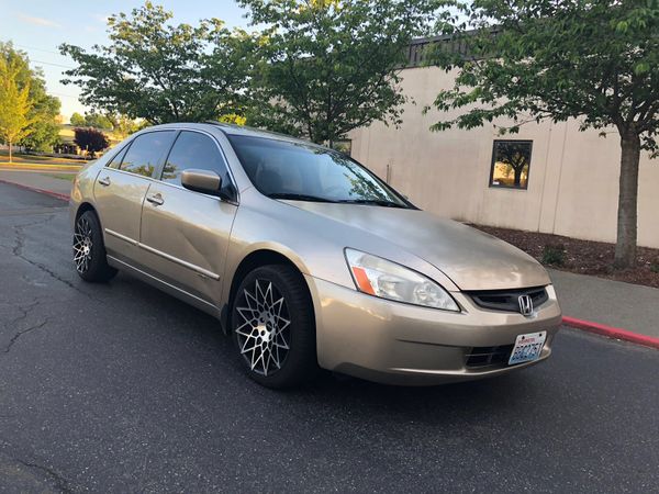 2004 Honda Accord Gold w/Black Rims for Sale in Tacoma, WA - OfferUp