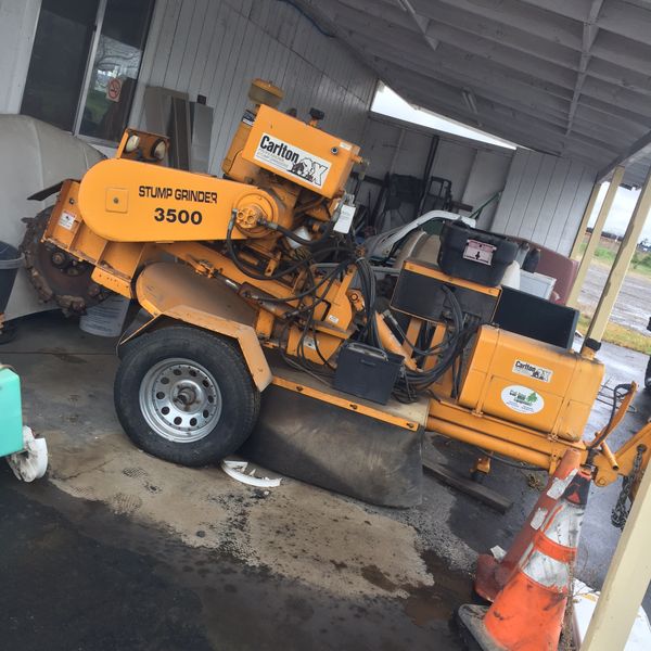 Carlton 35004 stump grinder for Sale in Rio Linda, CA OfferUp