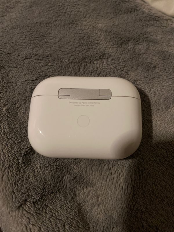 Airpod Pros for Sale in Roseville, CA - OfferUp