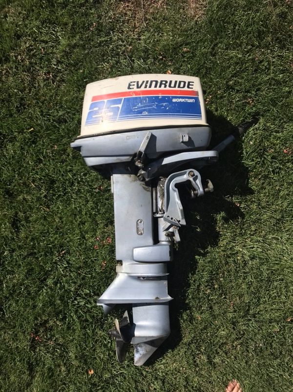 Evinrude 1980 25hp 2-stroke Outboard Motor (Worktwin) For Sale In Santa ...