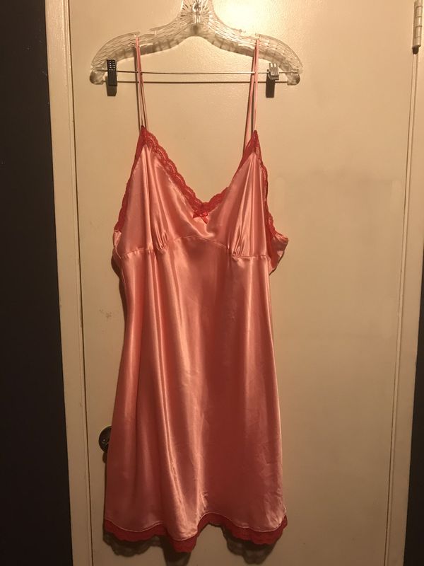 3x pink lingerie plus size for Sale in Anaheim, CA - OfferUp