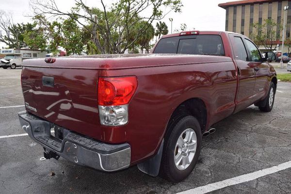 2007 TOYOTA TUNDRA SR5 DOUBLE CAB LONG BED for Sale in Miramar, FL