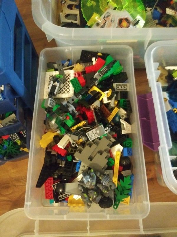 Huge lot of legos (over 20 lbs) for Sale in West Hills, CA OfferUp