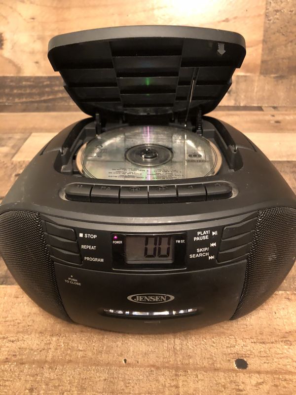 JENSEN CD545 Portable Cassette Recorder Stereo Boombox CD Player AM/FM Radio for Sale in Fresno