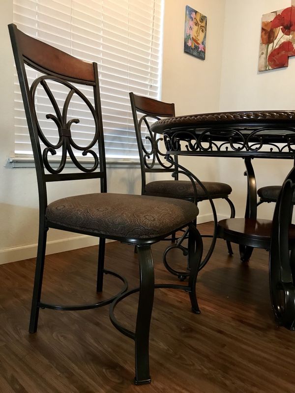 Ashley Glambrey 5-Piece Dining Room Set for Sale in San Jose, CA - OfferUp