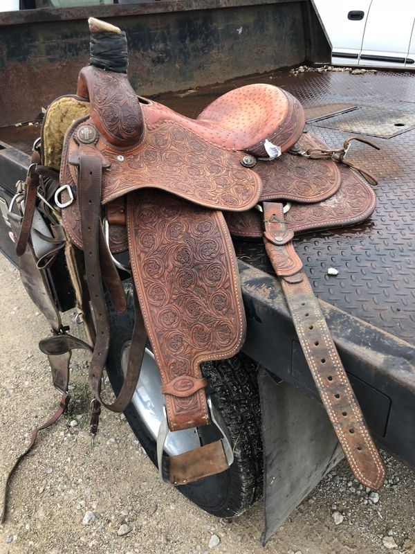 Roping saddle for Sale in Weatherford, TX OfferUp