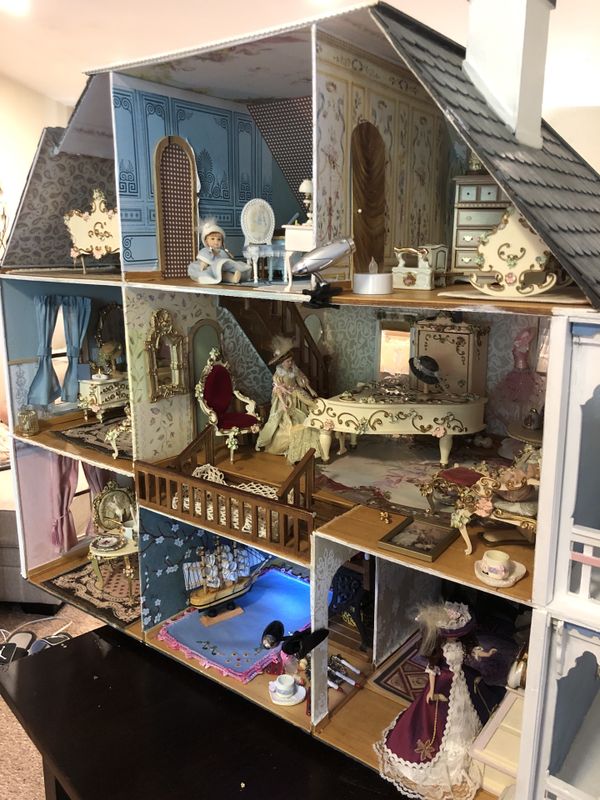 artply dollhouse