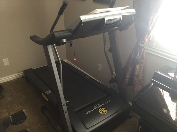 Golds Gym CrossTrainer 600 Treadmill for Sale in Las Vegas, NV OfferUp