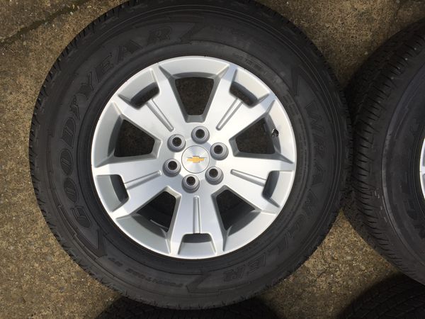 2017 Chevy Colorado LT Rims and Tires for Sale in Olympia, WA - OfferUp