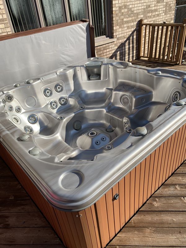 cal-spa-hot-tub-for-sale-in-homer-glen-il-offerup