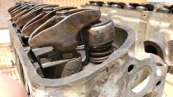 Pontiac 4X 1H Heads - Screw In Studs for Sale in Las Vegas, NV - OfferUp