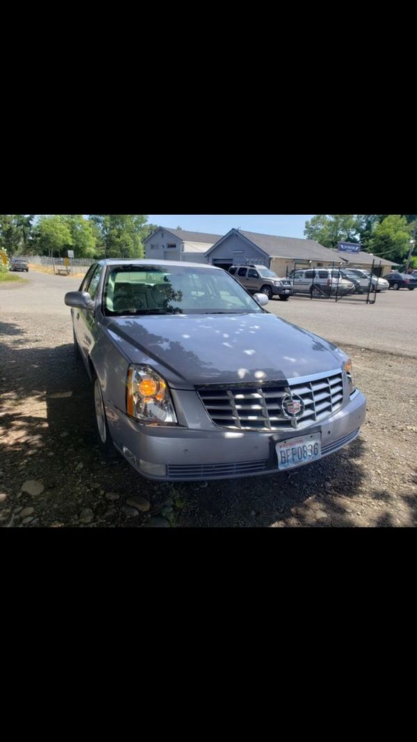 06 Cadillac DTS for Sale in WA OfferUp