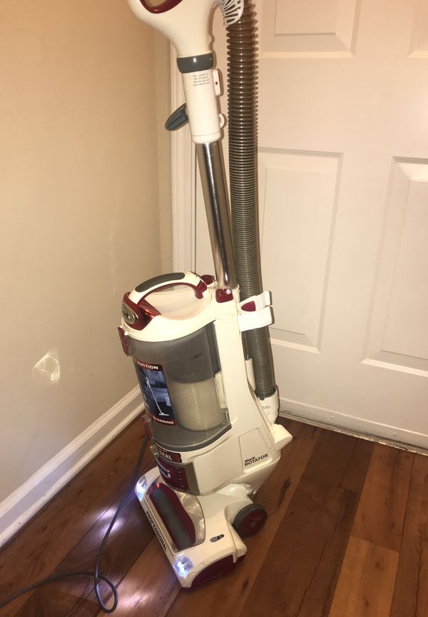 Shark vacuum cleaner MODEL NV501 for Sale in Nashville, TN - OfferUp