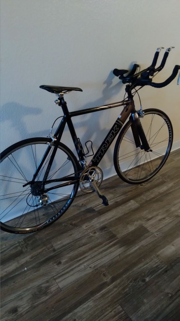 trek equinox 7 triathlon bike