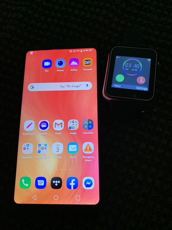 Lg Stylo 4 (boost mobile) an smart watch for Sale in Alexandria, VA