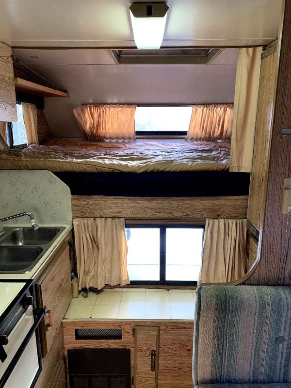 1989 Lance Squire camper for Sale in Monrovia, CA - OfferUp