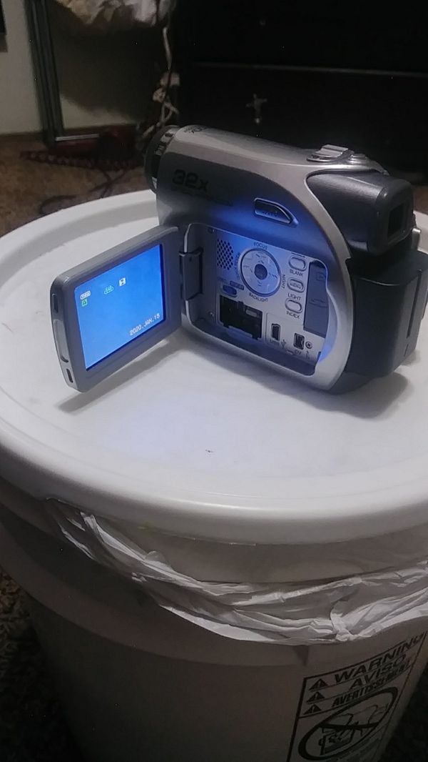32x optical hyper zoom. Digital video camera . JVC for Sale in