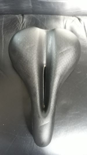 Bontrager gel bicycle seat for Sale in Phoenix, AZ