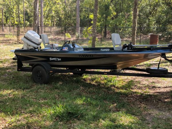 1985 15 ft mtd Bumblebee Bass boat for Sale in Beverly Hills, FL - OfferUp