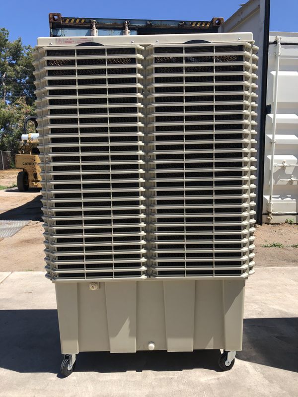 Portable evaporative cooler/swamp cooler 5000cfm for Sale in Mesa, AZ