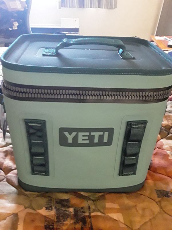 river green yeti hopper