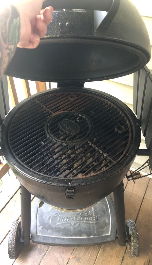 Akorn Egg Grill/smoker for Sale in Virginia Beach, VA - OfferUp